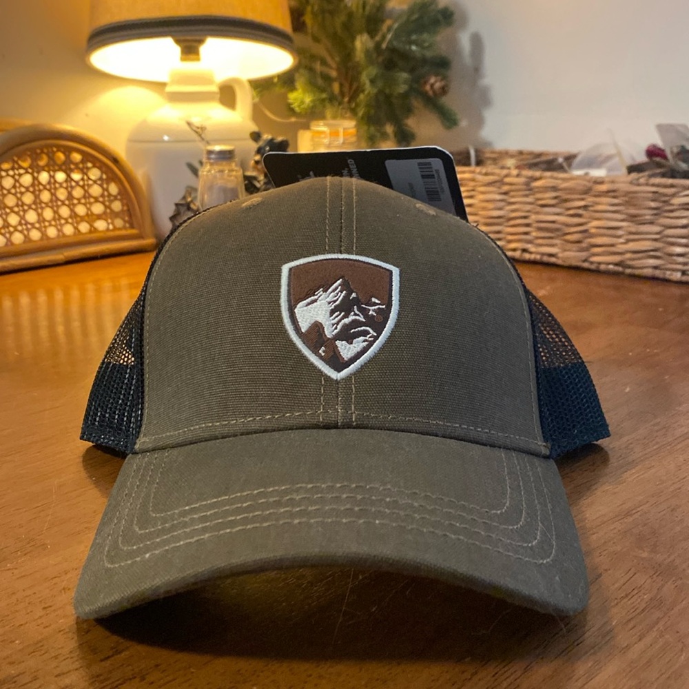 KUHL lawless trucker hat